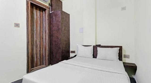 Collection O 81497 Hotel Dhruv Tara Inn, Rezervovat Hotel Patna Bangalore