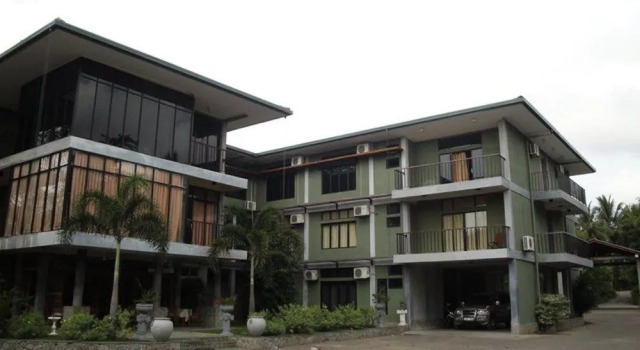 Monty Hotel, Prenota Hotel Ampara 