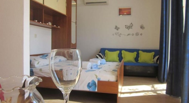 Студия Apartments and Room Dar