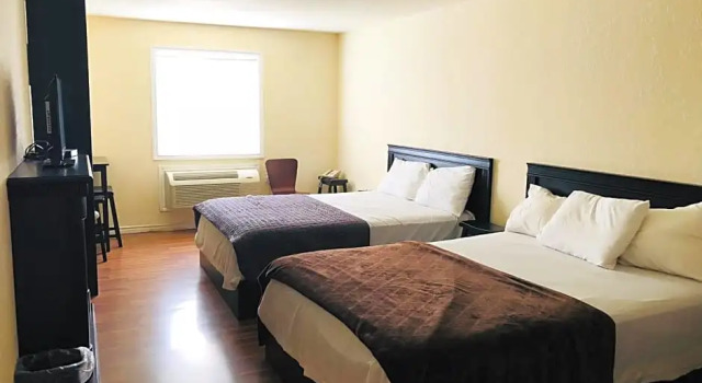 Номер Economy Langham Motel