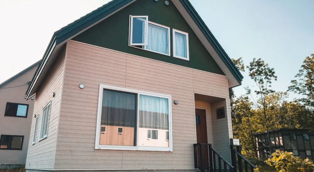 Trailside Apartments & Chalet
