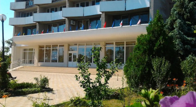 Mirniy Resort, Prenota Resort Hotel resort a Odessa region, Resort