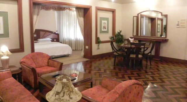 Люкс Royal с красивым видом из окна Hotel Aram