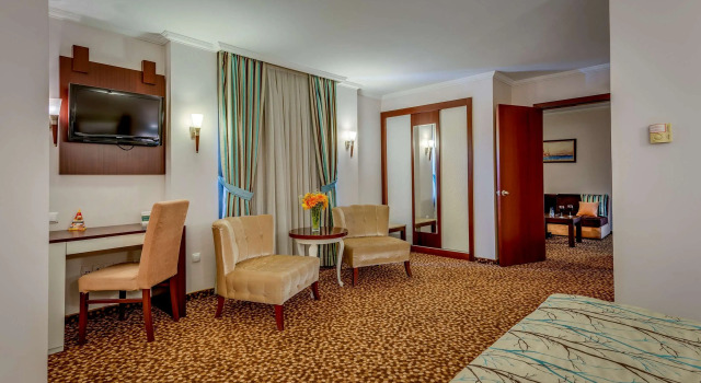 Двухместный люкс Best Western Plus Khan Hotel