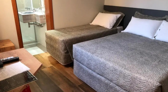 Трёхместный номер Standard Hotel Blumenhof Balneário Camboriú