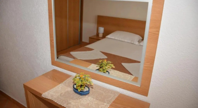 Guest House Evropa 2, Buchen Sie Pension Gästehäuser in Ulcinj County, Pension