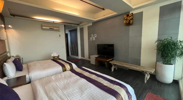 Четырёхместный номер Standard с видом на море Ming-Jun Holiday Inn