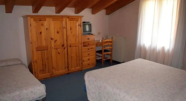 Трёхместный номер Standard Hotel Mignon