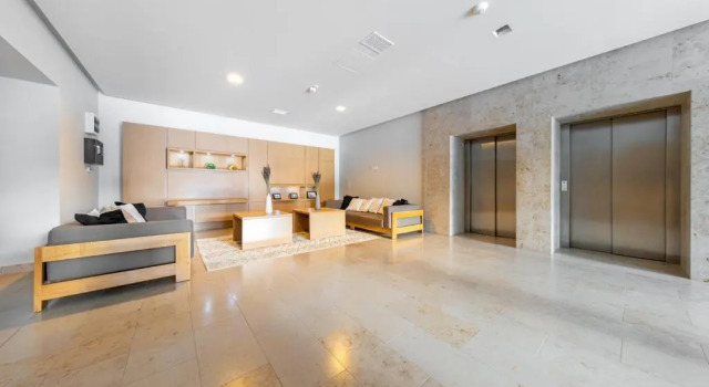 Студия Apartamentai Daukanto 10