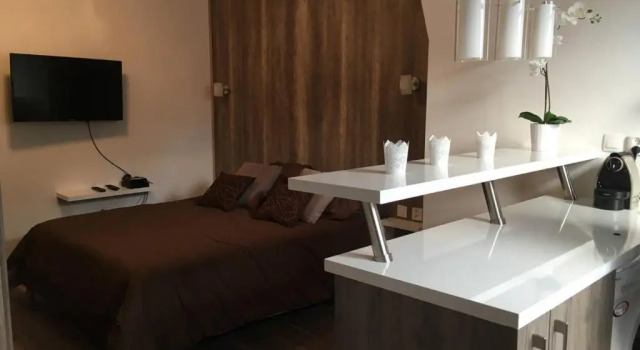 Апартаменты Deluxe Charmant Studio Neuf Proche Tour Eiffel