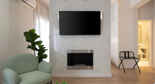 Artsy Loft in the heart of Koukaki, Забронировать Апартаменты/квартира Афины Острова Саронического залива - Аттика, рядом с Холм Филопаппос