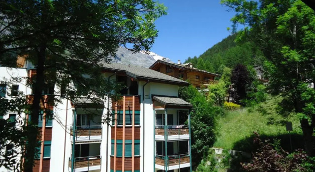 Семейный номер Standard Hotel Quellenhof Leukerbad
