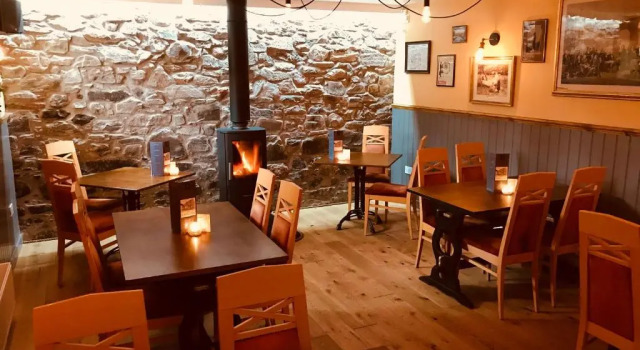 The Crees Inn, Varaa Hotelli Abernethy Perthshire