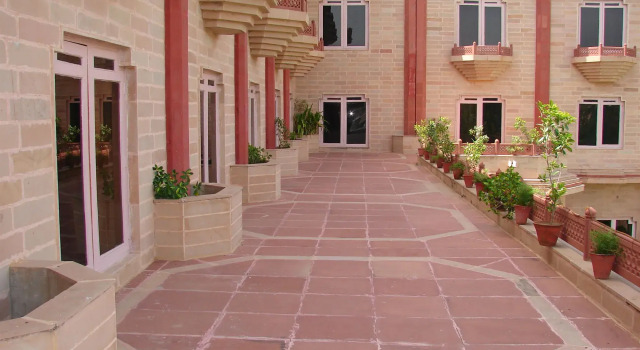Mansingh Palace, Ajmer, Забронировать Отель Отели штата Раджастхана с парковкой, Парковка