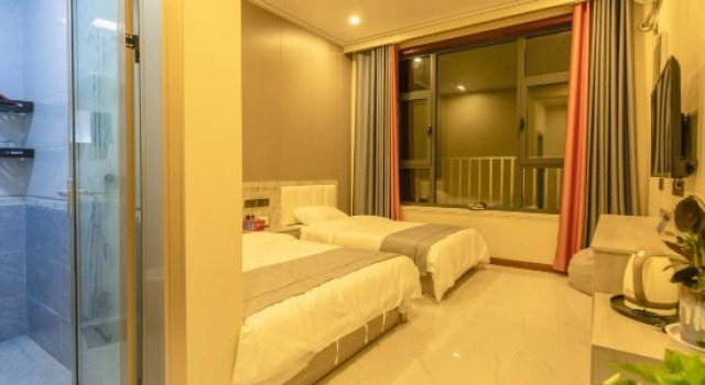 I listened to the mountains in the valley of Taihang, Prenota Hotel Hotel a Shanxi con parcheggio, Parcheggio