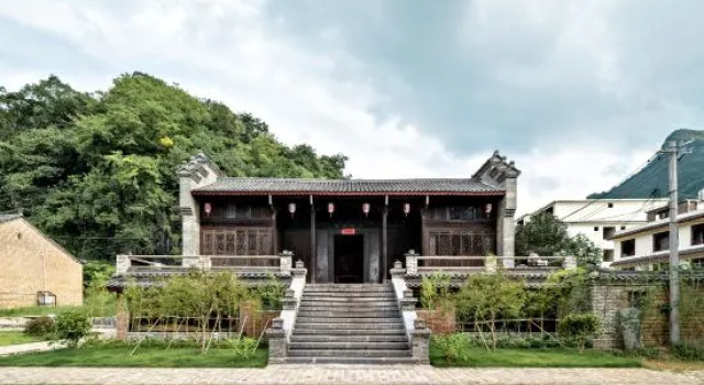 Yulong Yard (Yangshuo Yulong River Scenic Area), Book Hotel Hoteller i Yangshuo med parkering, nær Lion Mountain, Parkering