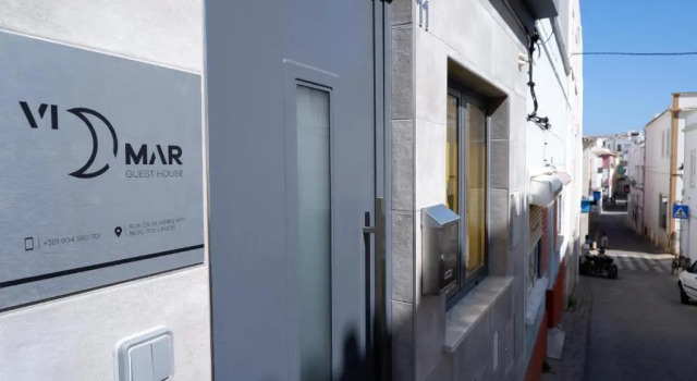 Vi Mar - Guest House, Boek Pension Hotels in Albufeira met parkeren, Parkeren