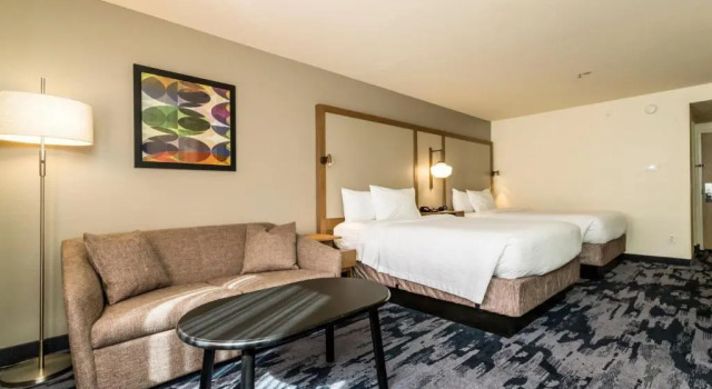 Четырёхместный люкс Fairfield Inn St. George