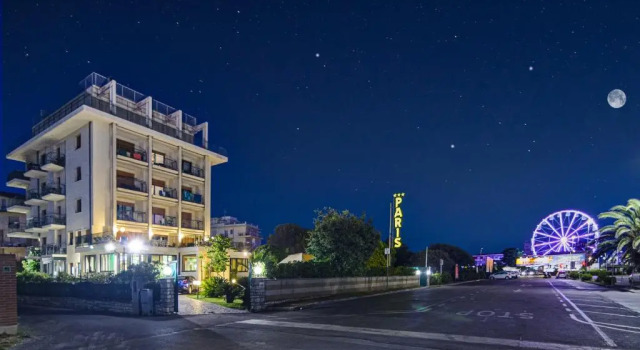 Hotel Paris