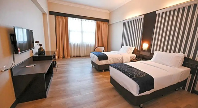 Двухместный номер Superior PRIME CITY HOTEL KLUANG