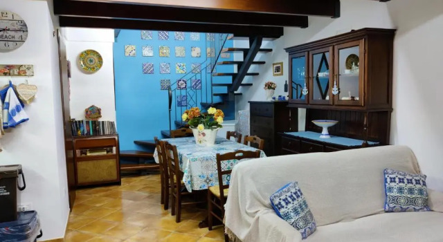 Коттедж Lele's beach house