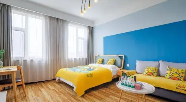 Семейный тент Mint Boutique Hotel (Taiyuan Red Lantern Stadium Jinyang Lake Branch)