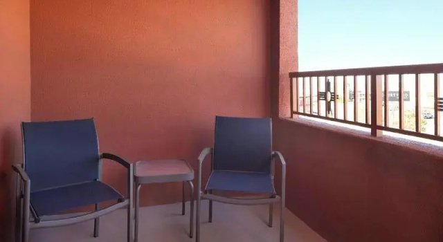 Четырёхместный номер Standard Courtyard Farmington