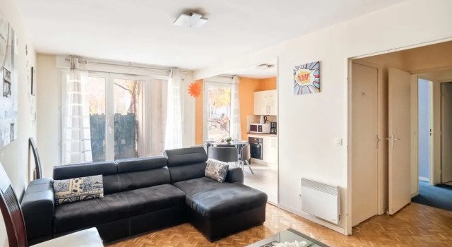 Center T2 With Terrace, Private Garage, Забронировать Апартаменты/квартира Лион Rhône, рядом с Jardin Publique La Cerisaie