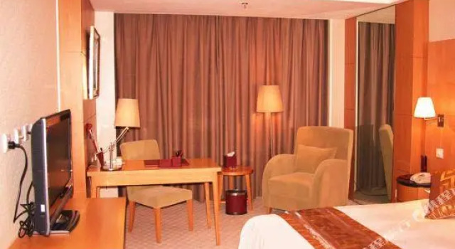 Двухместный полулюкс Executive Hubei Hotel