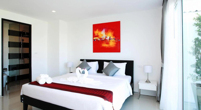 Номер Deluxe One World One Home Naiharn Hotel