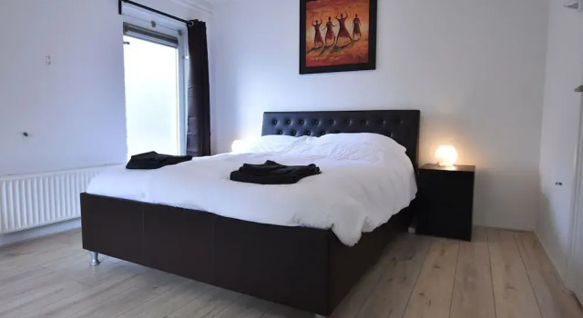 Lovely Apartment with Nice, Vast Views Located in Dwingeloo - Dogs Welcome!, 预订 公寓 德文格洛 德伦特省