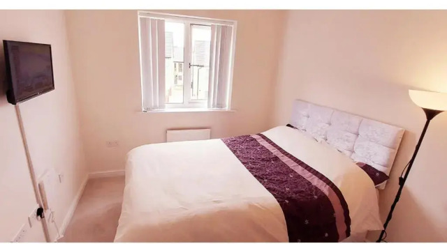 Двухместный номер Standard DOUBLE ROOM, FULL KITCHEN, OWN BATHROOM, SMART TV in TELFORD OAKENGATES KETLEY