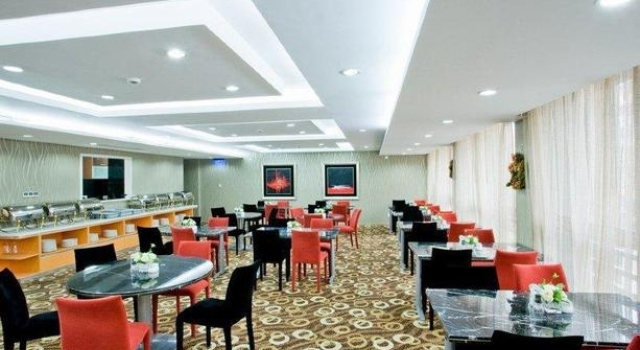J. Real Residence Suites, Varaa Hotelli Shanghai Shanghai