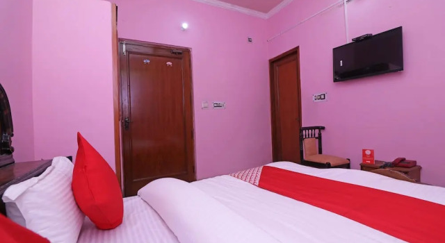 Двухместный номер Standard OYO 26906 Hotel Tarang