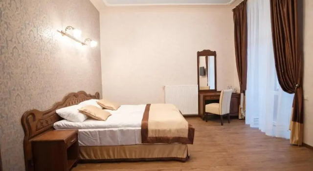 Полулюкс Гостевой Дом Inn Lviv
