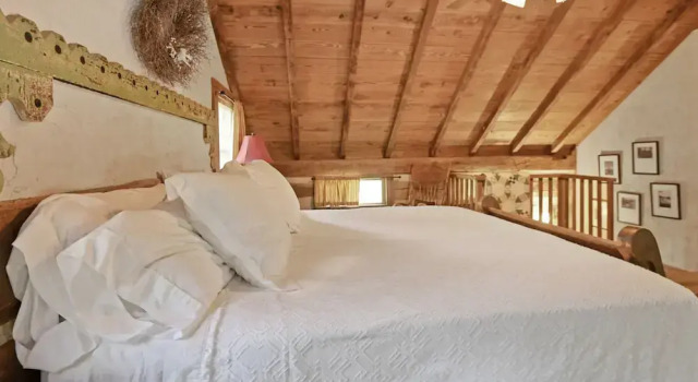 Ab Butler - Both Suites 2 Bedroom Cabin by RedAwning, Reserva ahora Casa o chalet Villas en Albert, Villa