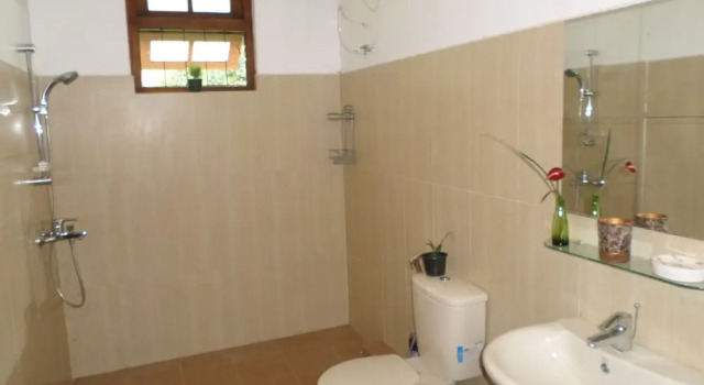 Апартаменты Riverside Homestay Apartments