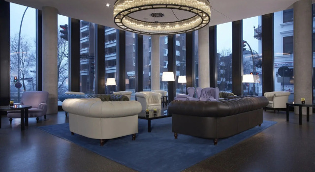 Empire Riverside Hotel