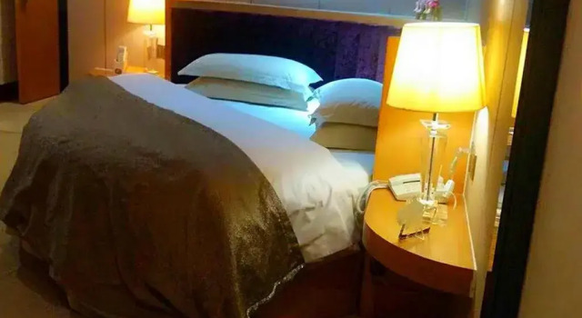 Yinwan Hotel - Shiqian Branch
