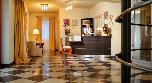 Garden Park Hotel