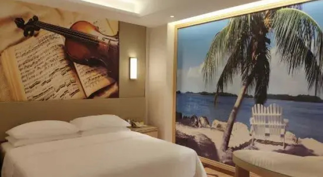 Люкс Business Vienna International Hotel