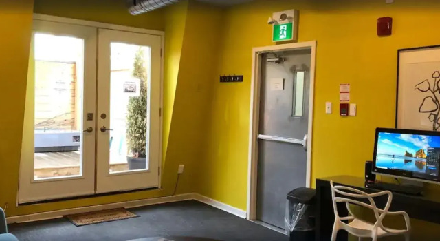 Two Peas Pod Hostel