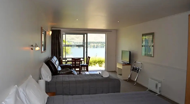 Студия Lakeview Motel