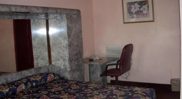 Executive Royal Inn, Забронировать Отель Кльюистон Southwest Florida