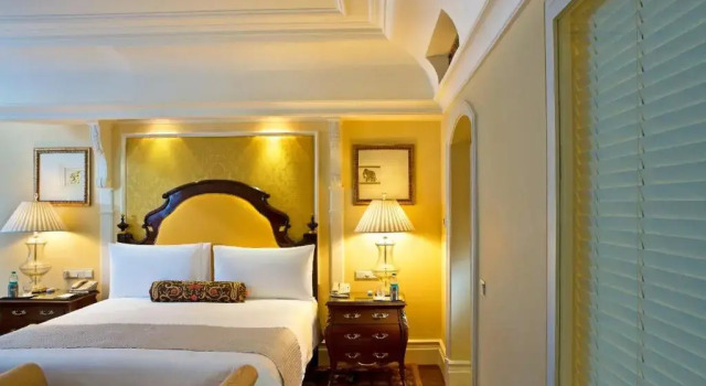 Двухместный номер Premier The Leela Palace Bengaluru
