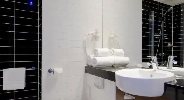Номер Standard Holiday Inn Express Amsterdam Arena Towers by IHG