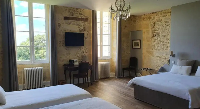 Четырёхместный номер Standard Demeures & Château - Fleur de Roques - Puisseguin Saint Emilion
