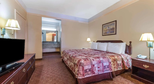Двухместный номер Standard Quality Inn & Suites Greenville