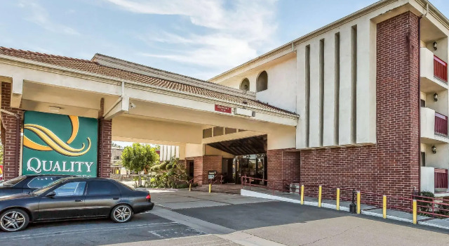 Люкс Comfort Inn & Suites Irvine Spectrum