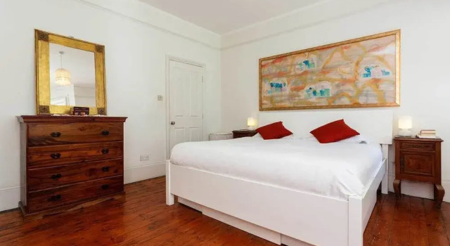 Veeve - Comfort in Colour, Забронировать Отель Отели Лондона 3 звезды, рядом с Галерея Pump House, 3*